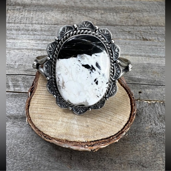 Native American Jewelry - Navajo Jeff James Jr White Buffalo Sterling Silver Cuff